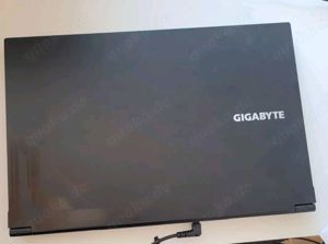 Gigabyte g5 mf-e2de333sd rtx 4050 i5 12500h 