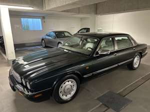 Jaguar Daimler Daimler 4.0 LWB *5 Sitze*Sammler*orig 49`km*1A+ Bild 2