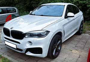 BMW X6 X6 xDrive50i 448PS M-Paket Vollausstattung 22 Zoll