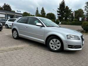 Audi A3 1.6 TDI  Attraction  ** scheckheftgepflegt **