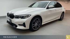 BMW 320 i A xDrive Sport-Line StdHzg AHK HUD ACC