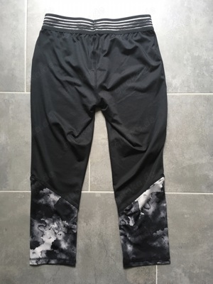 7 8 Sporttight + Top von Sophia Thiel Bild 3