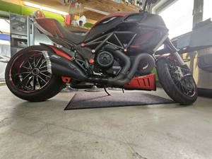 Verkaufe Ducati Diavel 