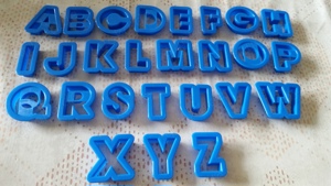 26 Buchstabenausstecher