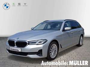 BMW 530 i xDrive Touring Park-Assistent Allrad HUD Luftfed