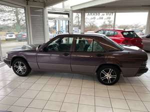Mercedes-Benz 190 Rostfrei,Neu-restauriert,3-Hand Bild 4