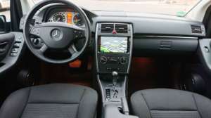 Mercedes-Benz B 170 B 170 Aut 2Hd+Navi+Blue+SHZ+AHK+PDC+N.Tüv