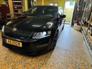 Skoda Octavia Octavia Combi 2.0 TSI DSG RS 230