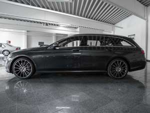 Mercedes-Benz E 400 d 4Matic T 9G-TRONIC AMG/Headup/Stdhzg