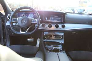 Mercedes-Benz E 220 E 220 d 4Matic,AMG Line,Distronic Plus