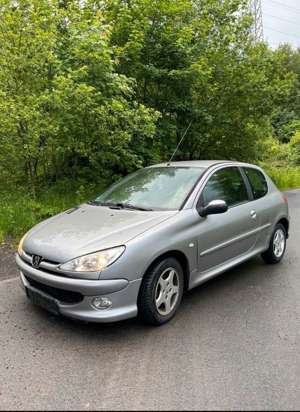 Peugeot 206 75PS