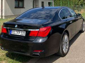 BMW 740 740i