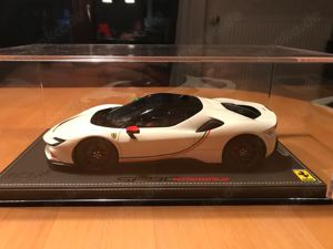 BBR 1:18 Ferrari SF90 Bild 5