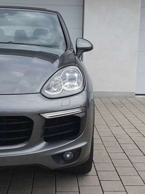 Porsche Cayenne S 4.2d/Pano/Kam/Bi-Xen/Bose/21"