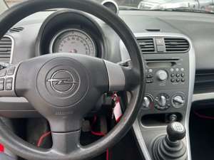 Opel Agila 1.0 Edition Bild 4