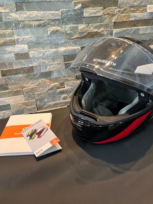 Schubert C4 Pro Carbon Motorrad Klapphelm mit Doppelvisier und SC1 Advanced Kom.