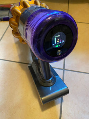 Dyson V15 Detect, Absolute, Staubsauger, SV22 (mit Zubehör aus der V11 Serie)