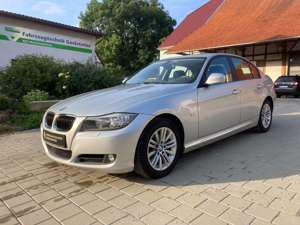 BMW 318 d*Navi*Xenon*SHZ*Temp*Schiebedach*PDC*Hifi*