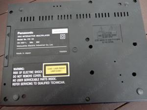 Panasonic 3DO FZ-10 Konsole mit zwei Controllern Bild 3