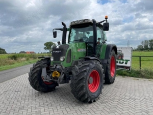 tractor Fendt 413 Vario tms