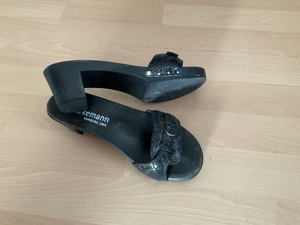 Biete meine getragenen Schlappen Birkenstock und Klepper Bild 2