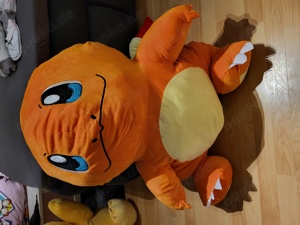 Pokémon Glumanda XXL Kuscheltier 