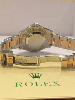 Zu verkaufen ist eine Herrenuhr der Marke Rolex