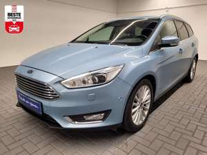 Ford Focus Turnier Titanium Bi-Xenon/Navi/AHK/Keyless