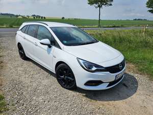 Opel Astra Astra+1.5+D+Start/Stop+Sports+Tourer+Automatik+Ult