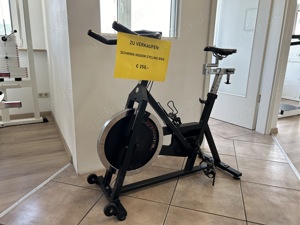 SCHWINN Indoor Cycling Bike