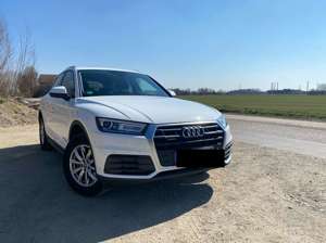 Audi Q5 40 TDI quattro S tronic - Panorama - Navi - AHK