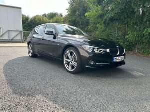 BMW 320 320i xDrive Sport Line