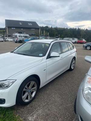 BMW 320 320d Touring Sport