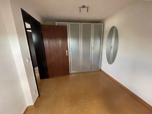 Vermietung von 2-Zimmer Dachgeschoss Wohnung.