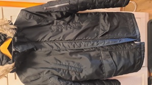 Winterjacke mit Pelzkragen  Bild 2