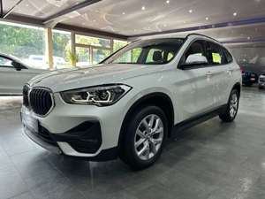 BMW X1 xDrive 20 d Advantage Steptronic *NAVI* LED*