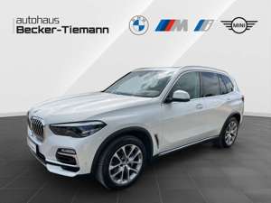 BMW X5 xDrive30d A,AHK,Pano,HUD,Alarmanlage,etc.