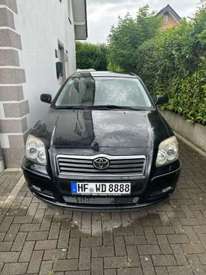 Toyota Avensis 2.0 VVT-i Executive