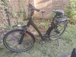 E-Bike Marke Hercules, Belastbar bis 180kg, Schwarz, 60cm Rahmenhöhe