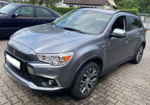 Mitsubishi ASX ASX 2.2 DI-D 4WD Automatik Edition 100+