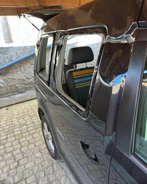 Volkswagen Caddy 1.2 (5-Si.) Edition 30 Bild 2
