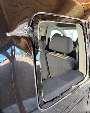 Volkswagen Caddy 1.2 (5-Si.) Edition 30 Bild 3