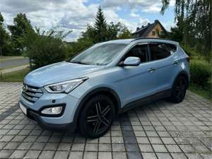 Hyundai SANTA FE Hyundai Santa Fe Style 2WD