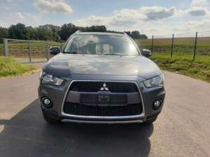 Mitsubishi Outlander 2.2 DI-D Invite 4WD TC-SST,Klima,AHZV Bild 2