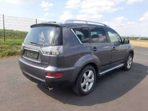 Mitsubishi Outlander 2.2 DI-D Invite 4WD TC-SST,Klima,AHZV Bild 4