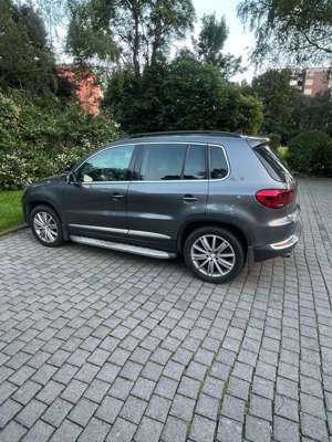 Volkswagen Tiguan Track  Field 4Motion