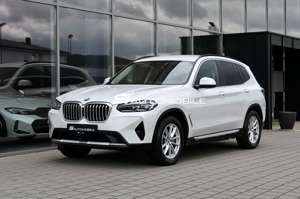 BMW X3 xDr30d *ACC*AHK*STANDHEIZ.*ADAPT.LED*LEDER*360°