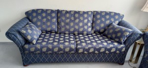 Couchgarnitur 2 und 3 Sitzer plus Sessel