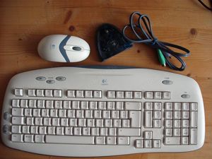 Logitech Funk-Tastatur-Maus-Set zu Verkaufen