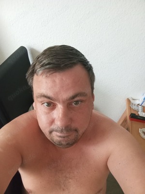 Hobby Callboy für gewisse Stunden Nächte nur für Damen fünf Euro Unkosten Beitrag pro Stunde  Bild 2